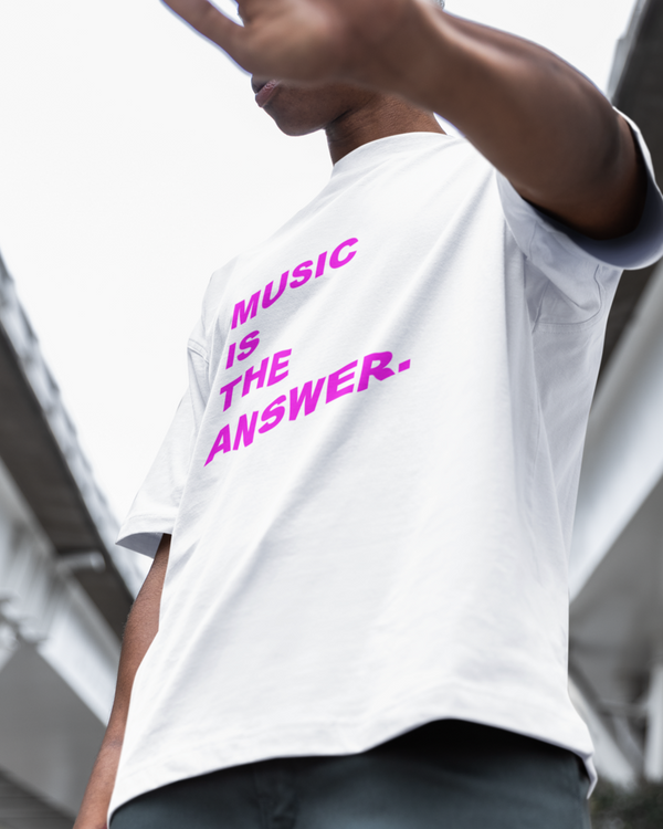 WITTY TUNES "MUSIC IS THE ANSWER" GRAPHIC T-SHIRT